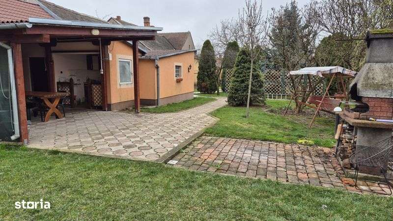 Vand casa, garaj, terasa situat ultracentral - Imagine principală: 4/8