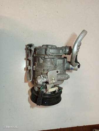 Compressor Do Ar Condicionado Ford Transit Courier B460 Caixa - 3