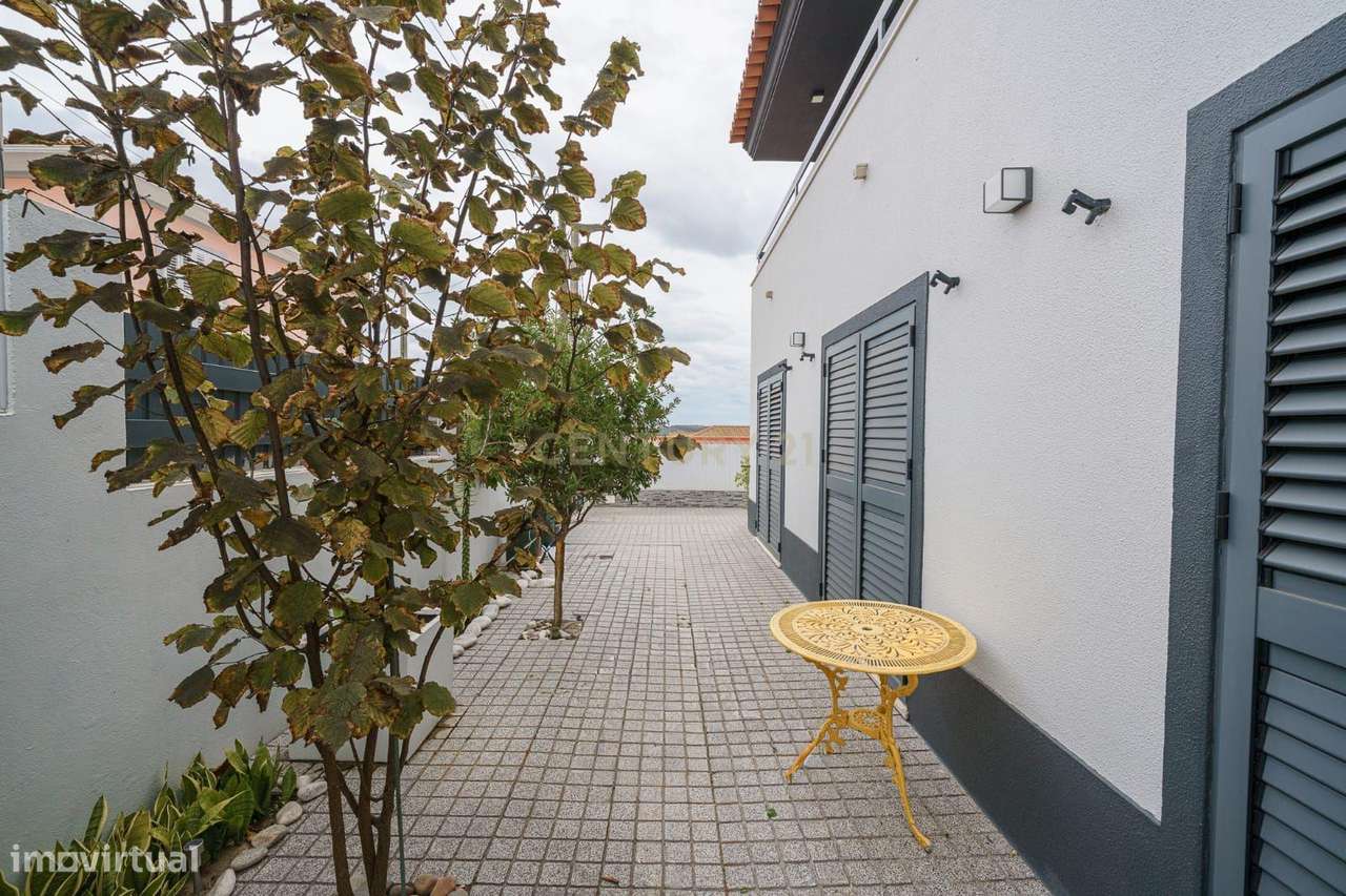 Casa Moderna em Setúbal com Vista para o Sado-10