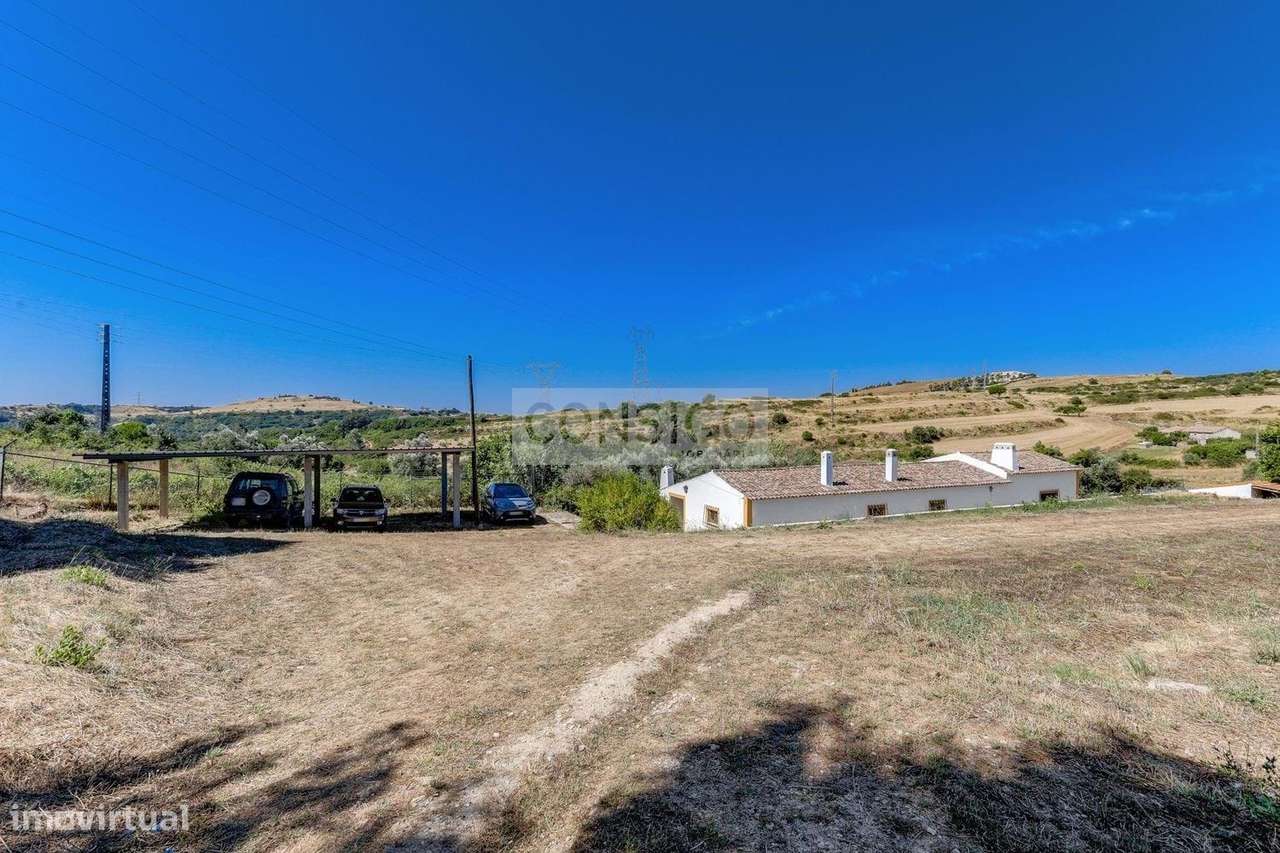Moradia de campo com piscina em Alhandra-41