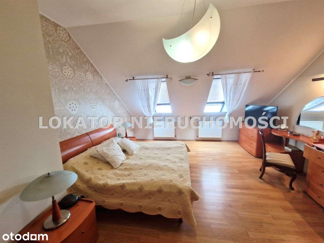 Solidny dom na zacisznym osiedlu w Pile-14