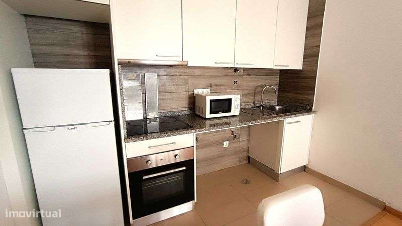 APARTAMENTO NO CENTRO DO FUNDÃO COM DESPESAS INCLUÍDAS - Grande imagem: 4/9