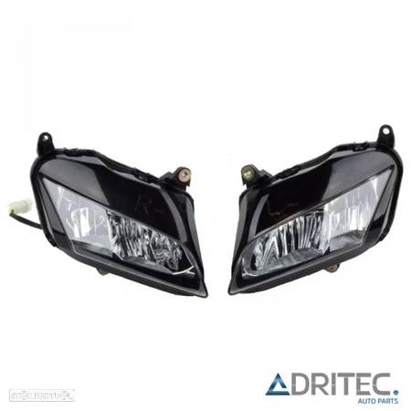 FAROL DIANTEIRO HONDA CBR 600 RR (2007-2012) - 1