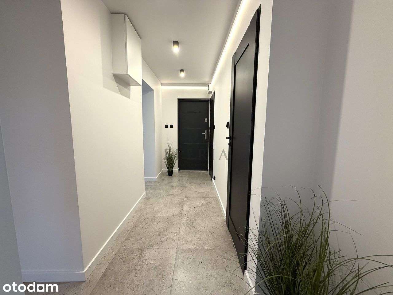 Parter bliźniaka z ogrodem 210 m² – 4 pokoje.-9