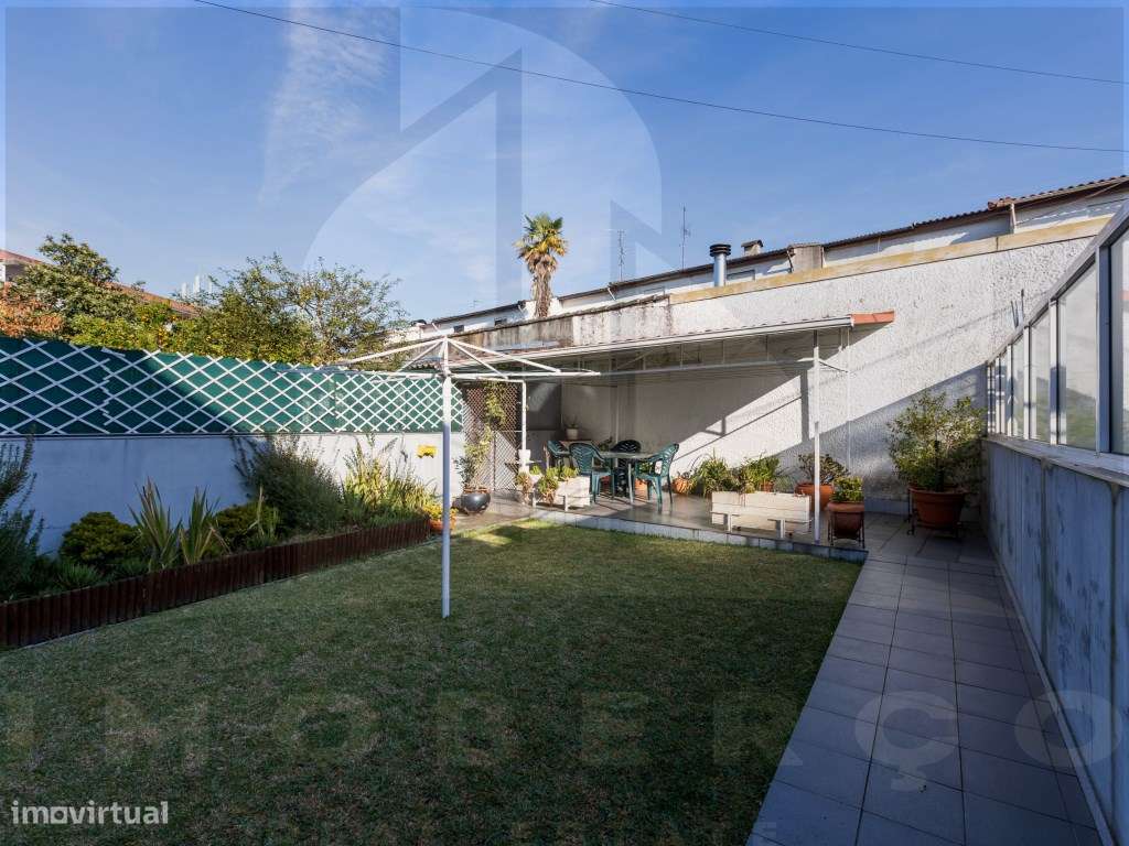 Fantastica Moradia T4-25