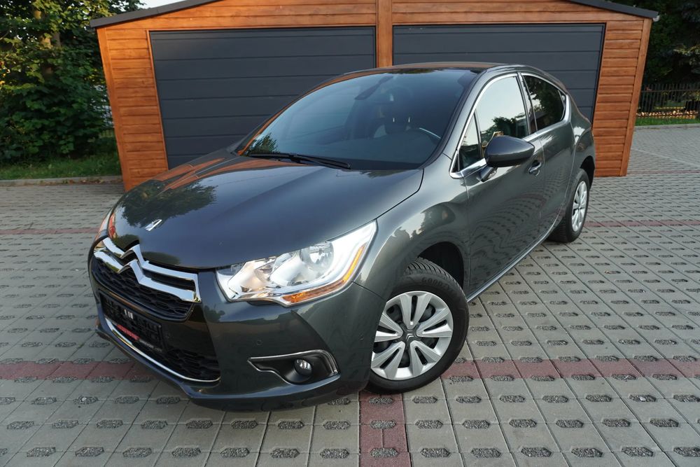 Citroën DS4 e-HDi 115 SoChic 2014