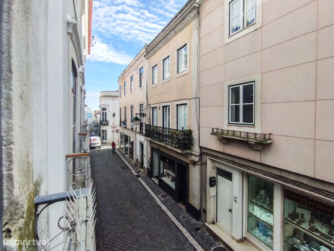 Escritório no Centro Histórico de Santarém - Grande imagem: 4/9