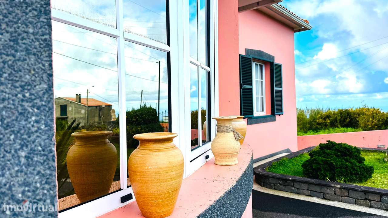 Moradia T3 Típica Madeirense em Santana - Grande imagem: 5/38