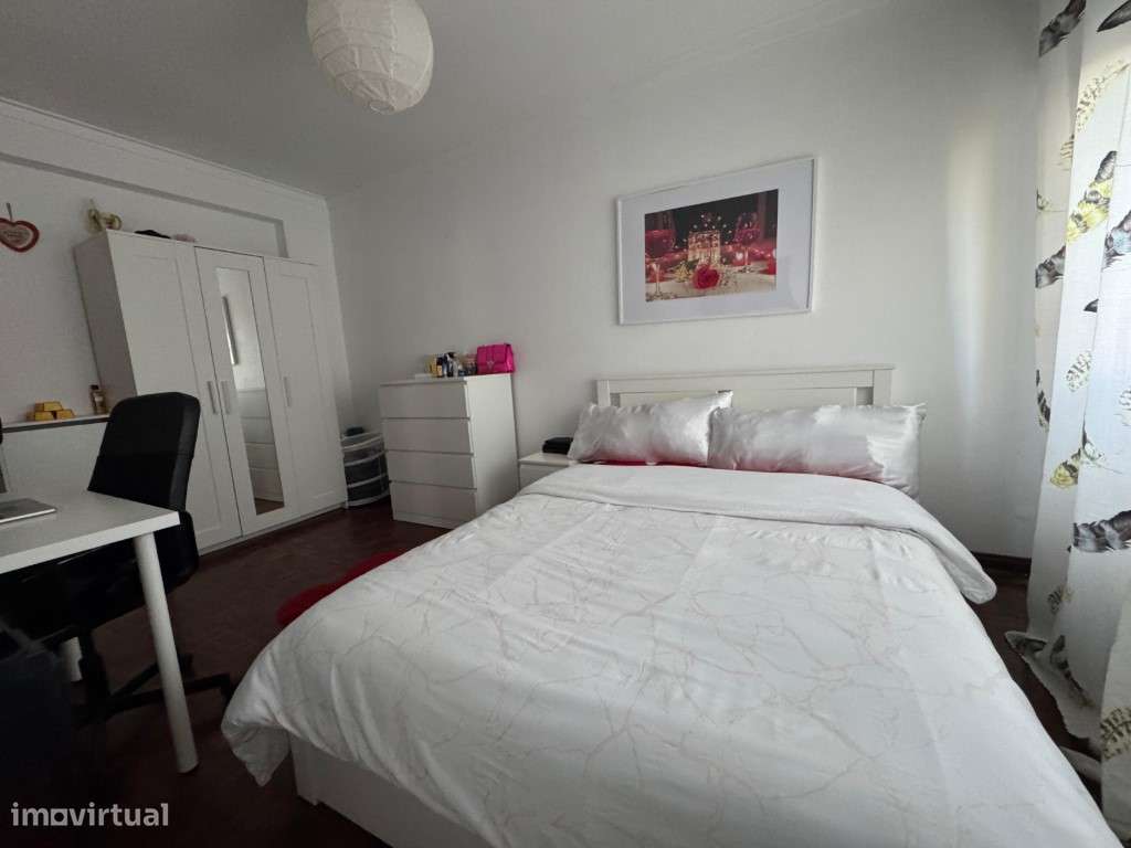 APARTAMENTO T3 - NA RUA CORREIA GARÇÃO - ODIVELAS-21