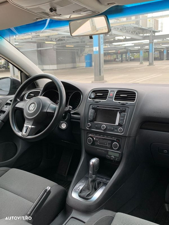 Volkswagen Golf 1.6 TDI DPF BlueMotion Technology DSG Comfortline - 10