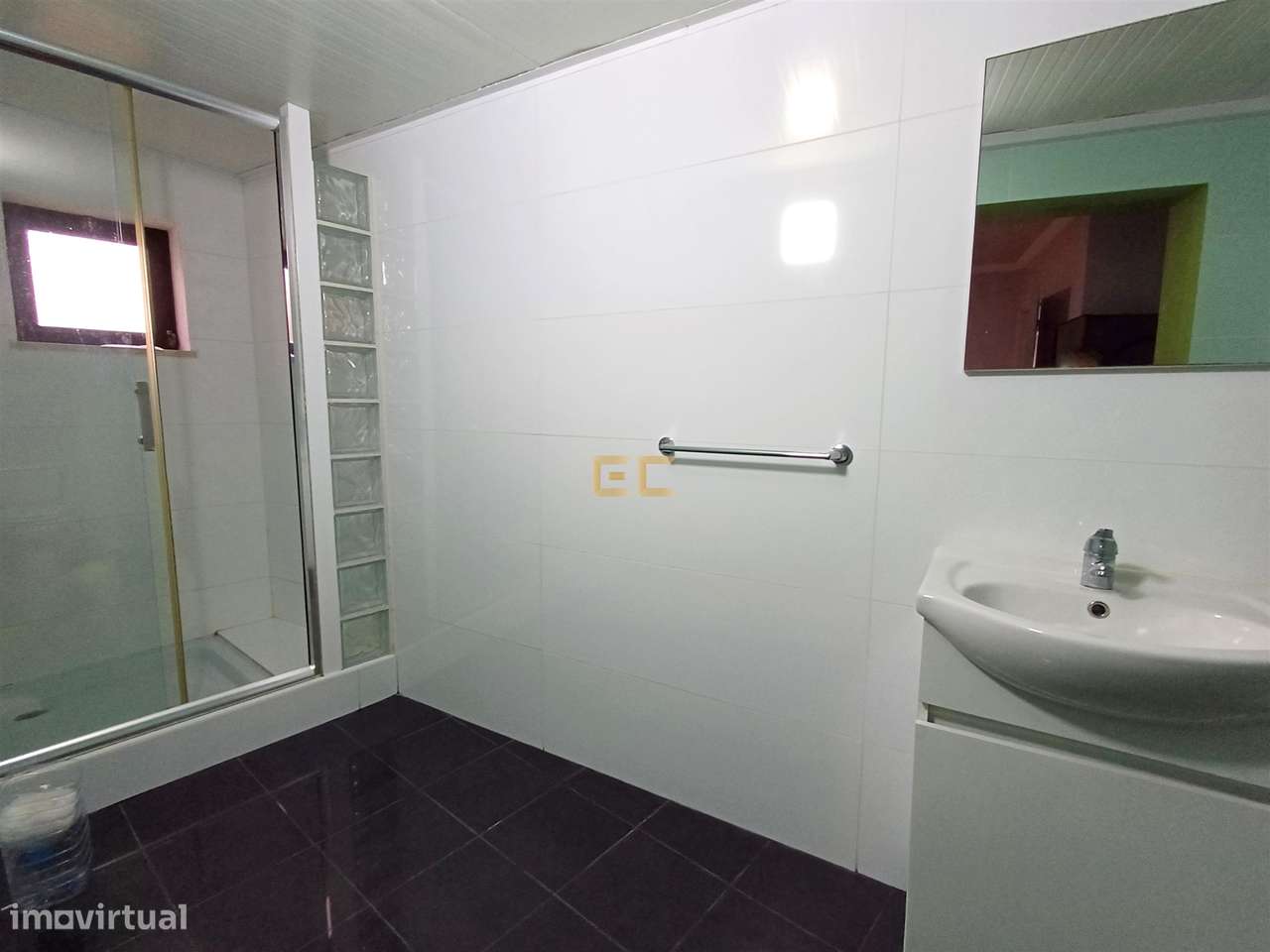 Moradia T8, com piscina e terreno, para venda na Figueira da Foz - São-16