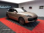 Porsche Cayenne Turbo - 1