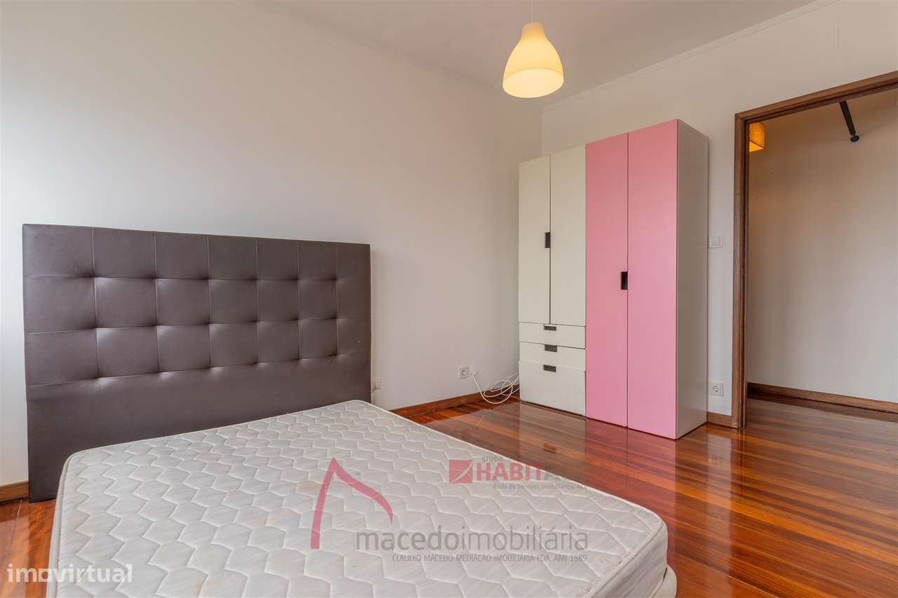 Apartamento T4 Mobilado à Venda em São Vicente, Braga-12