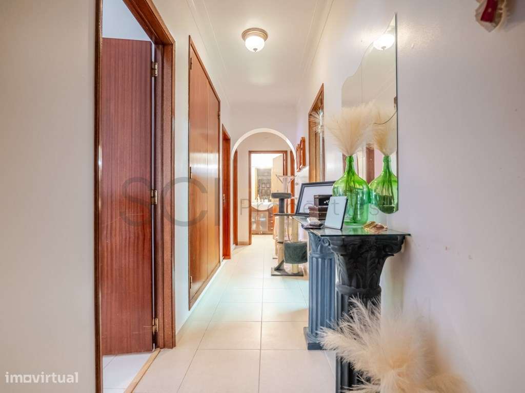 Apartamento com três quartos, numa zona central da Cidade de Serpa - Grande imagem: 2/22