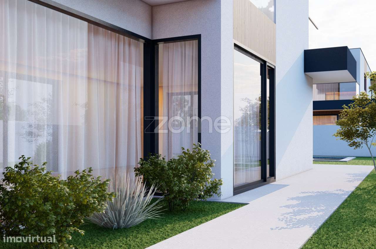 Moradia Nova T3+1, com piscina-6