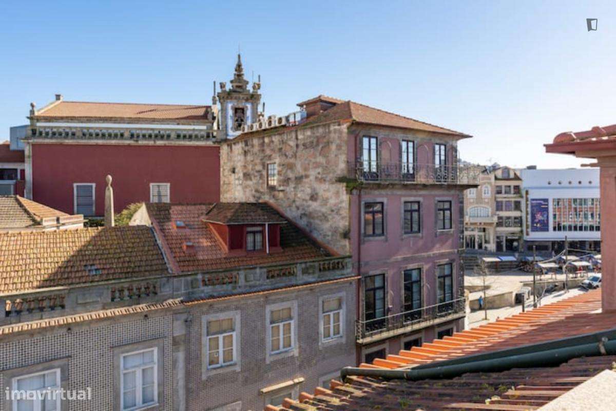 Apartamento com 1 quartos - localizado em Santo Ildefonso Porto - Grande imagem: 2/10