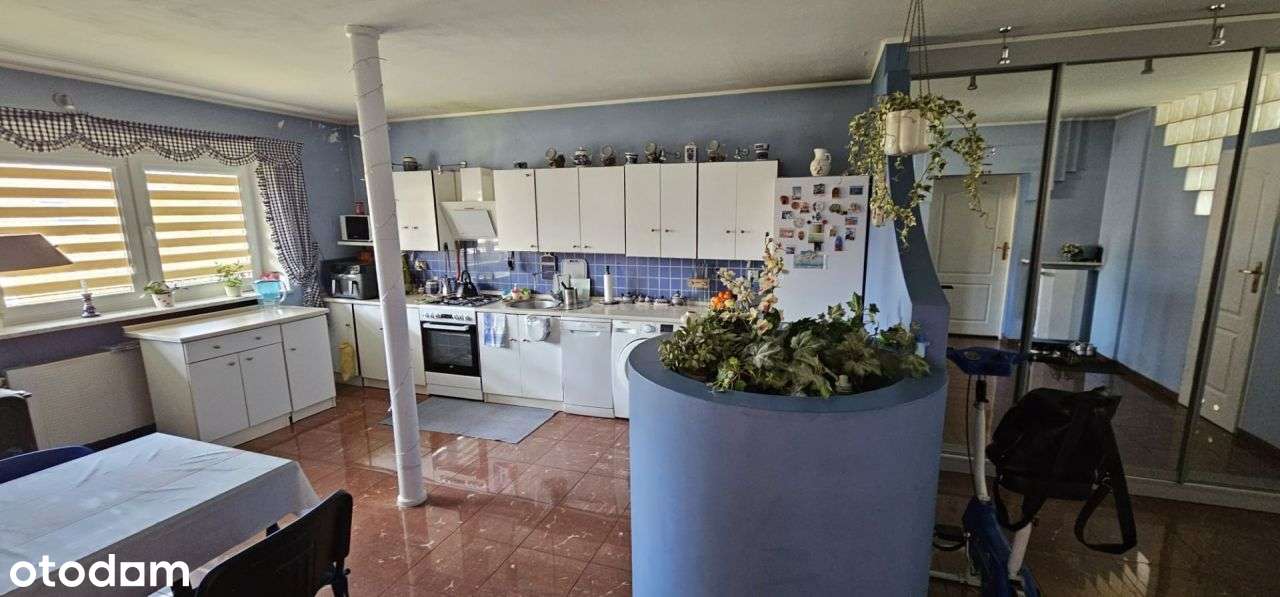 Sprzedam dom,dwa mieszkania-Zamieszkaj I Wynajmuj-5