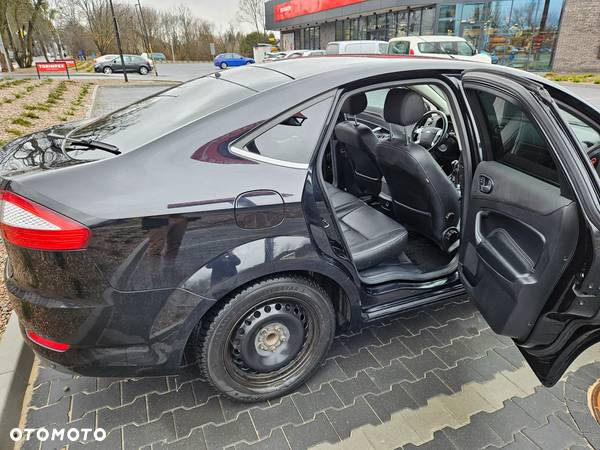 Ford Mondeo 2.0 Ghia - 18