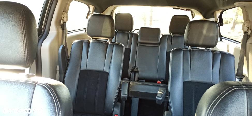 Dodge Grand Caravan 3.6 Express - 16