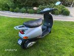 Piaggio Vespa - 2