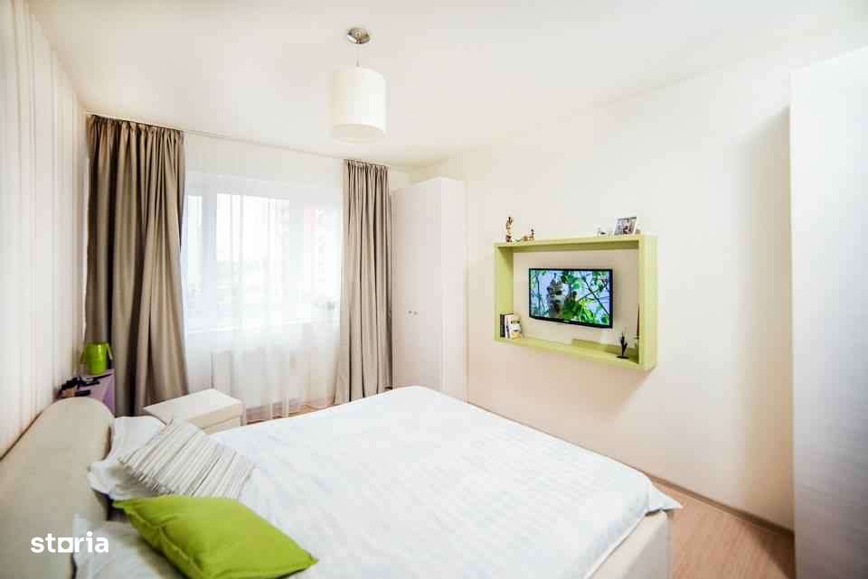 Apartament 3 camere decomandat, metrou Aparatorii Patriei - Imagine principală: 5/6