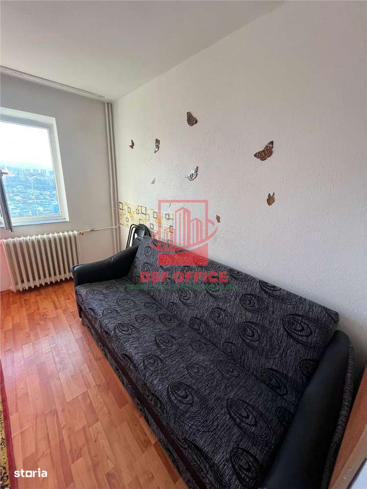 Garsoniera Piata Nicolina, baie cu dus si bucatarie in camera, langa M-1