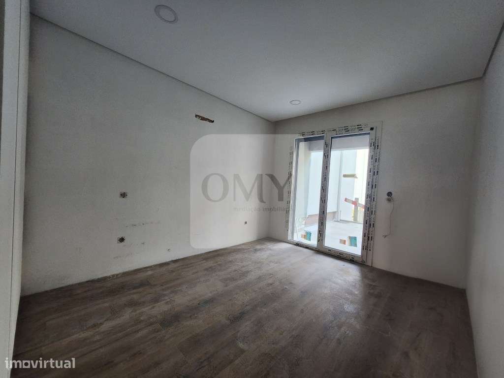 T2 com 2 Terraços Junto ao Parque Corgo em Vila Real - Grande imagem: 4/7