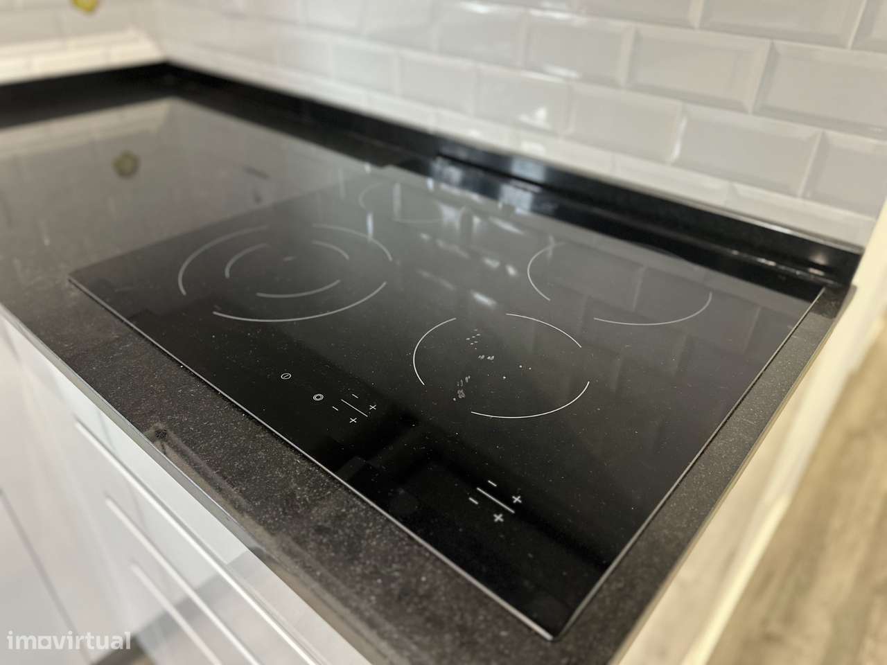 Moradia T3 totalmente renovada-12