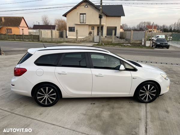 Opel Astra Sports Tourer 2.0 CDTI - 22