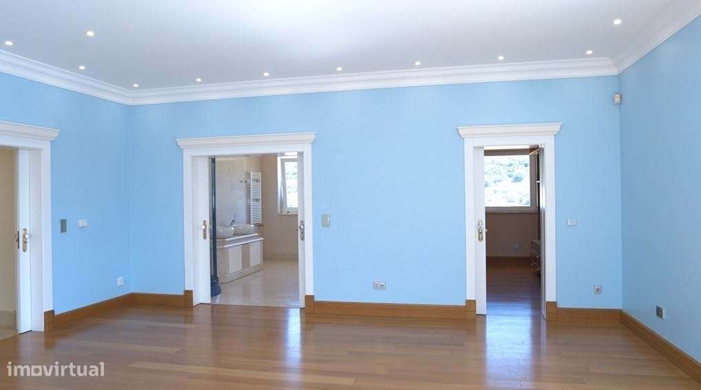 Villa exclusiva com vista para a serra de Sintra - Várzea de Sintra, S-18