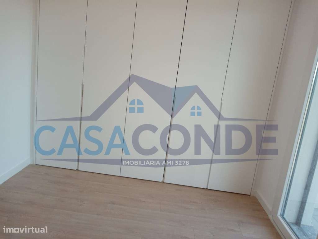 Moradia Isolada Duplex C/Piscina-11