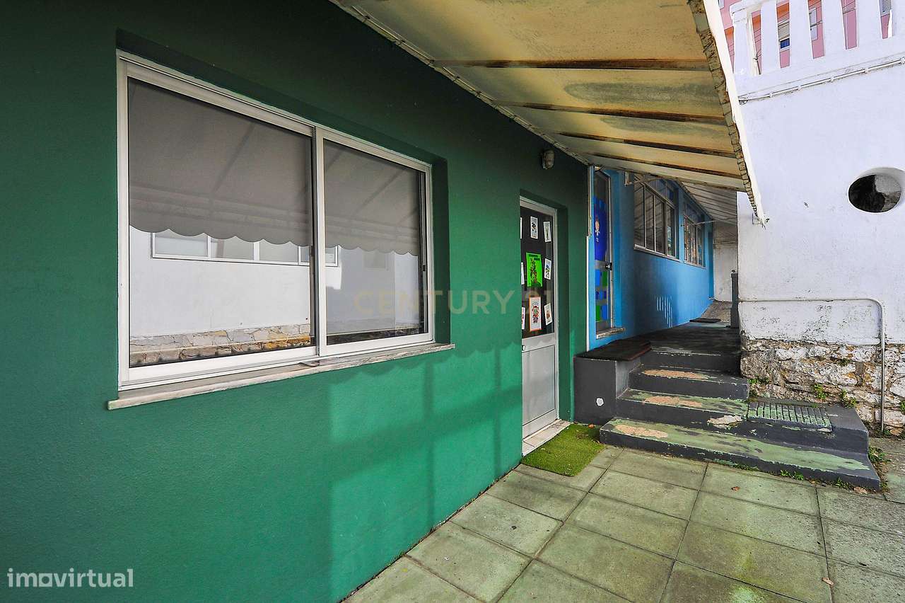 Imóvel com negócio (colégio)– Centro da Parede, Cascais-33
