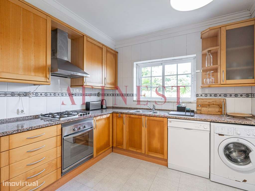 T2 com Jardim no Linhó junto à Quinta da Beloura e a 100 m do CAISL - Grande imagem: 4/36