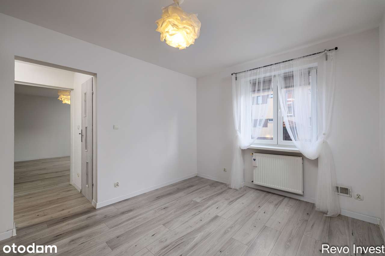 Parter • niskie koszty • 2 piwnice • spokojna część miasta - Pełny obrazek: 2/19