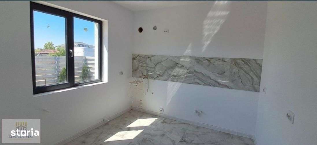 CLINCENI - casa 3 Camere | 300mp teren | la cheie, posibilitate rate - Imagine principală: 4/8