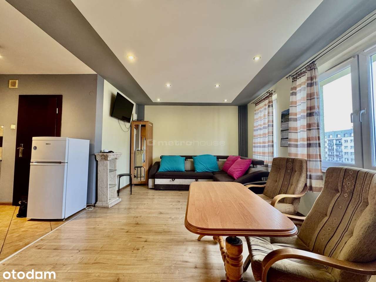 Kawalerka z potencjałem - świetna lokalizacja!-8