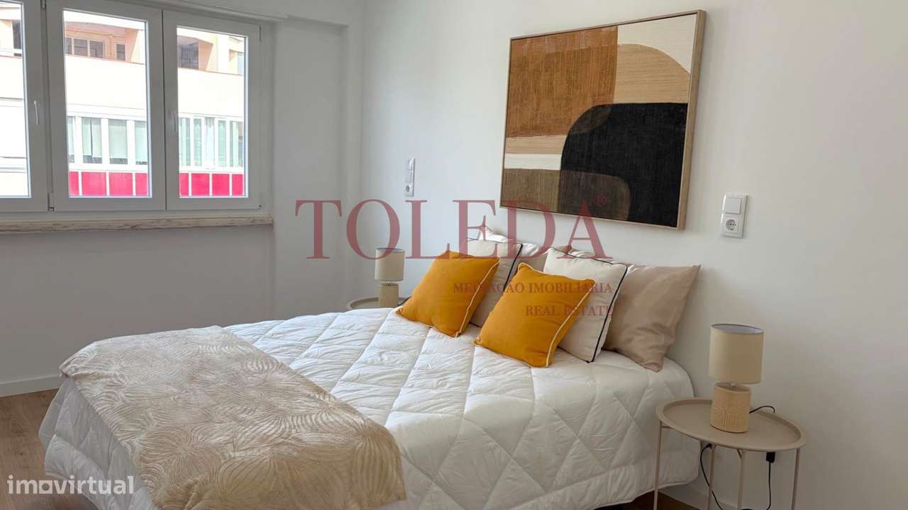 Apartamento T3 Remodelado a Estrear no Centro de Benfica-14