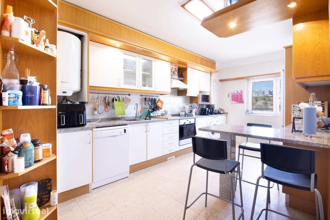 Apartamento T2 com garagem em Nova Carnaxide - Grande imagem: 4/32