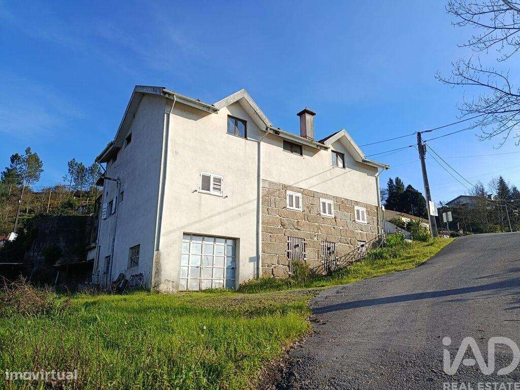 Casa / Villa T6 em Soalhães de 250 m2 - Grande imagem: 3/8