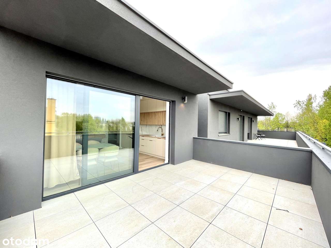 Komfortowy Apartament z Tarasem , Klimatyzacja , Parking - Pełny obrazek: 3/11