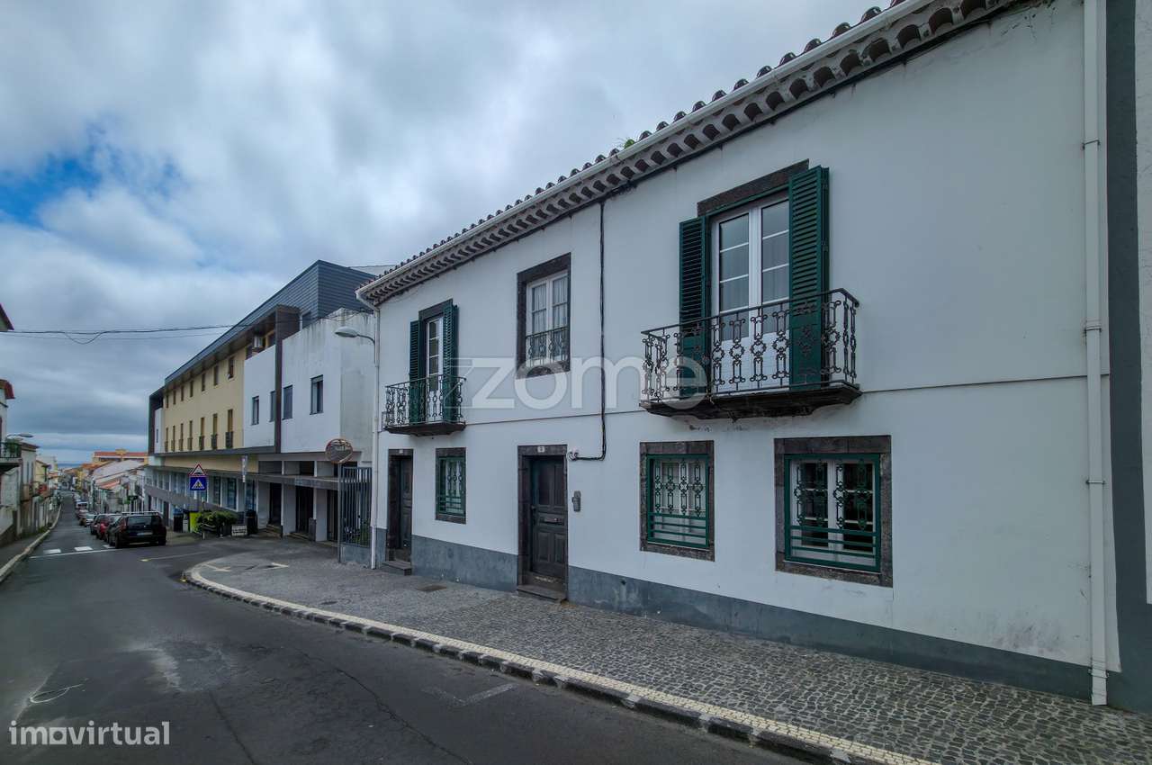 Edifício Habitacional Centenário em São Sebastião, Ponta Delgada - Grande imagem: 2/44