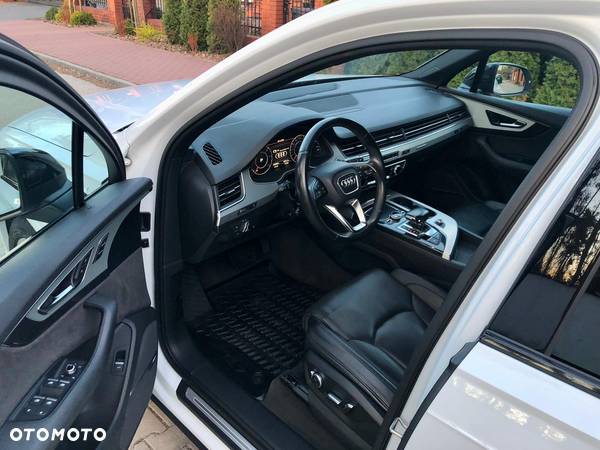 Audi Q7 3.0 TDI Quattro Tiptronic - 27