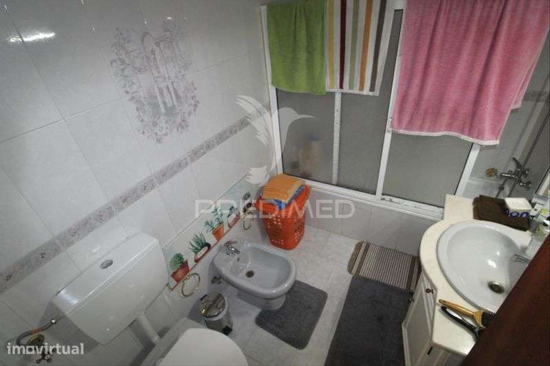 T1 r/chão adaptado a T2 com quintal – Alcochete - Grande imagem: 4/8