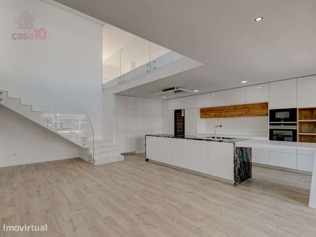 Vende-se apartamento T4 de luxo com terraço no Montijo - Grande imagem: 2/15