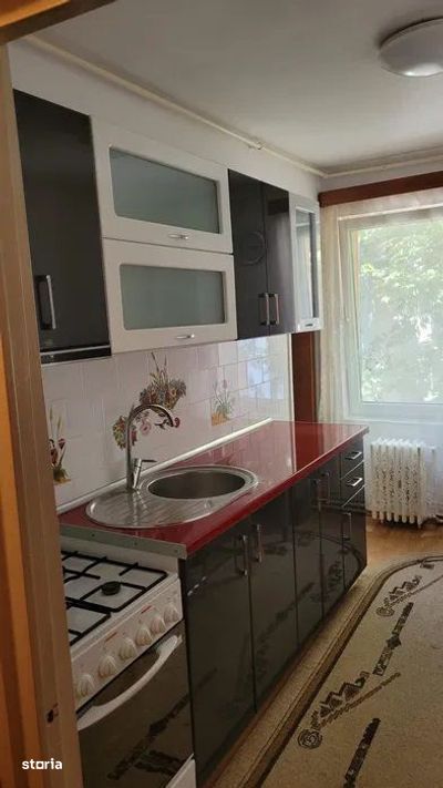 Apartament 4 camere, spre vanzare, in 7 Noiembrie