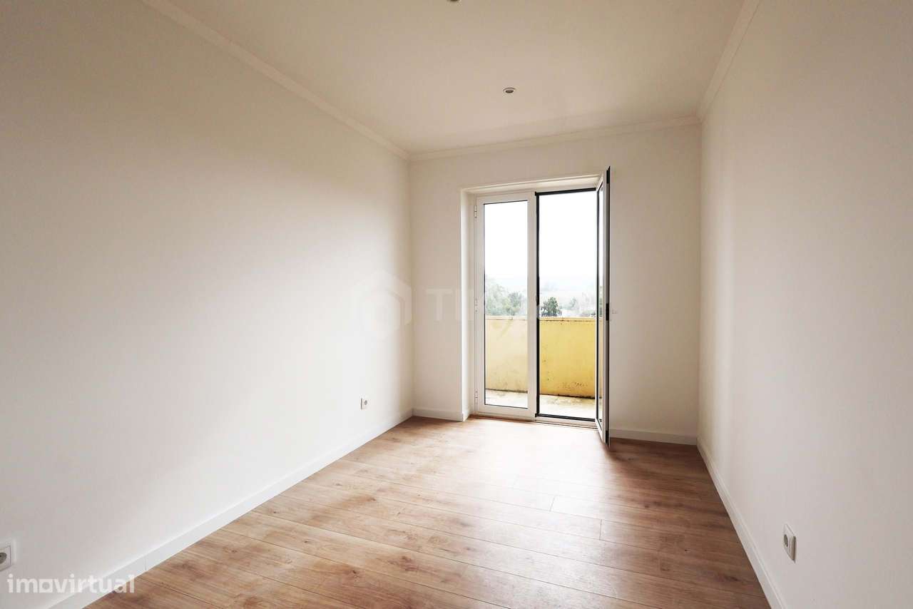 APARTAMENTO T3 EM QUELUZ – OPORTUNIDADE ÚNICA QUE VAI DESAPARECER RÁP-13