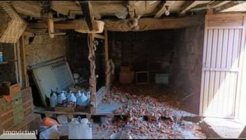 Moradia rústica para venda - Grande imagem: 5/11