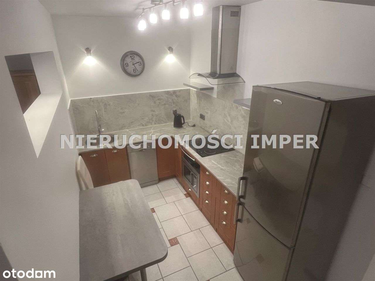 Przestronne 3-pokojowe mieszkanie z balkonem-2