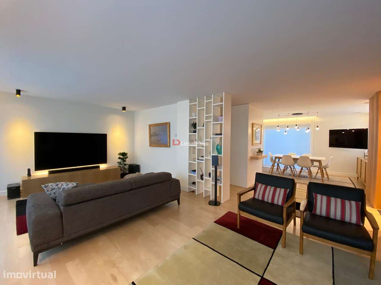 Moradia de Luxo T-3 à praia da Madalena-30