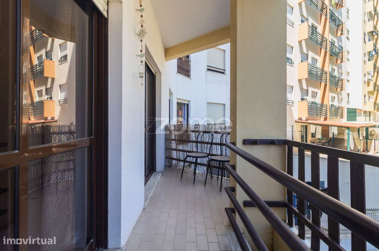 Apartamento T2 com Varanda em Monte Belo | Setúbal-16